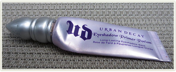 Urban Decay Eyeshadow Primer Potion in Original