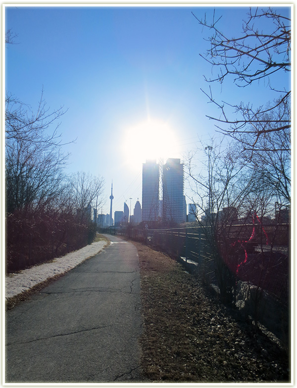 Yep, that’s the CN Tower, and yep, that’s snow on the left side of the path!