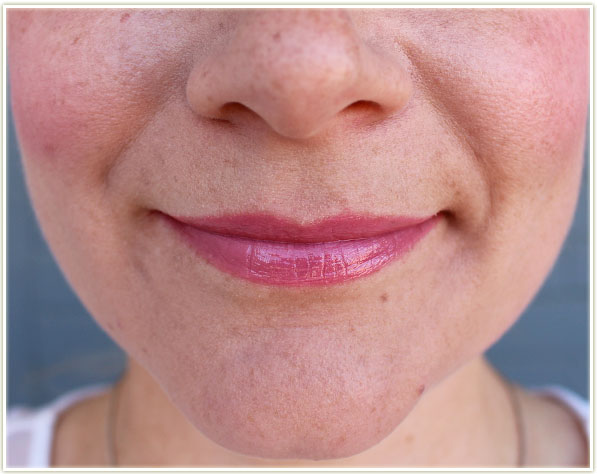 SST Cosmetics High Shine Lip Polish in Vital