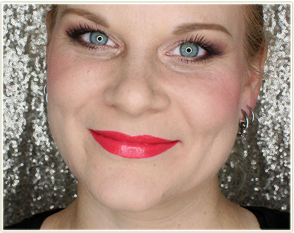 Wearing Maybelline Color Jolt in Talk Back Red